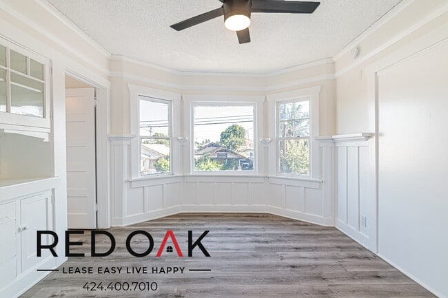 Building Photo - 4626 Wall St