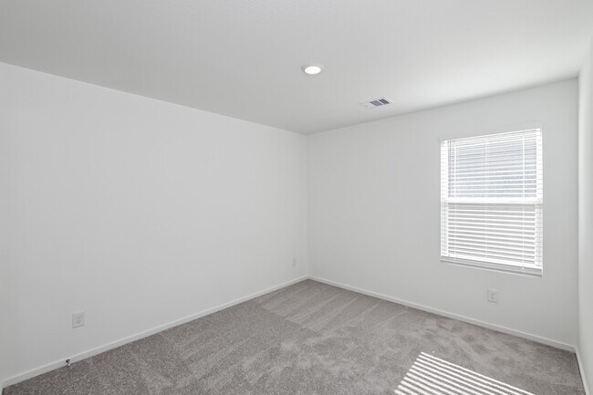 Building Photo - 10816 Bird Of Paradise Ln