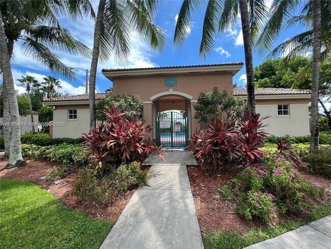 Building Photo - 1260 SE 31st Ct