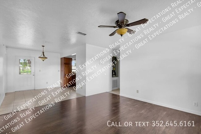 Building Photo - 62 Teak Loop