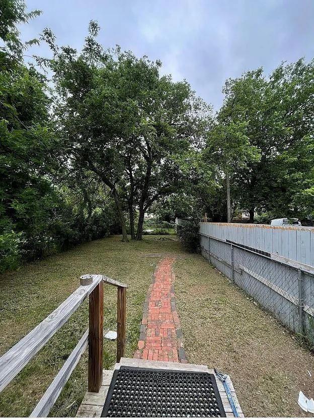 Building Photo - 5529 Geddes Ave