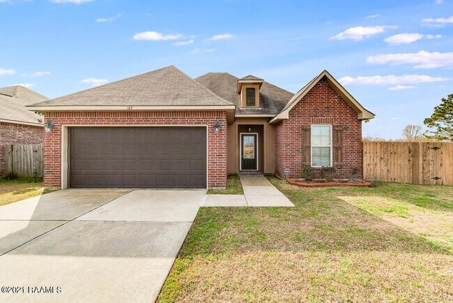 Primary Photo - 107 Sabine Dr