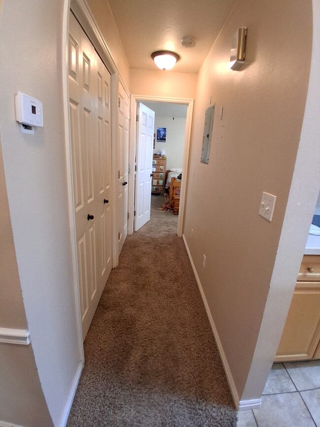 Building Photo - 577 N 100 W St