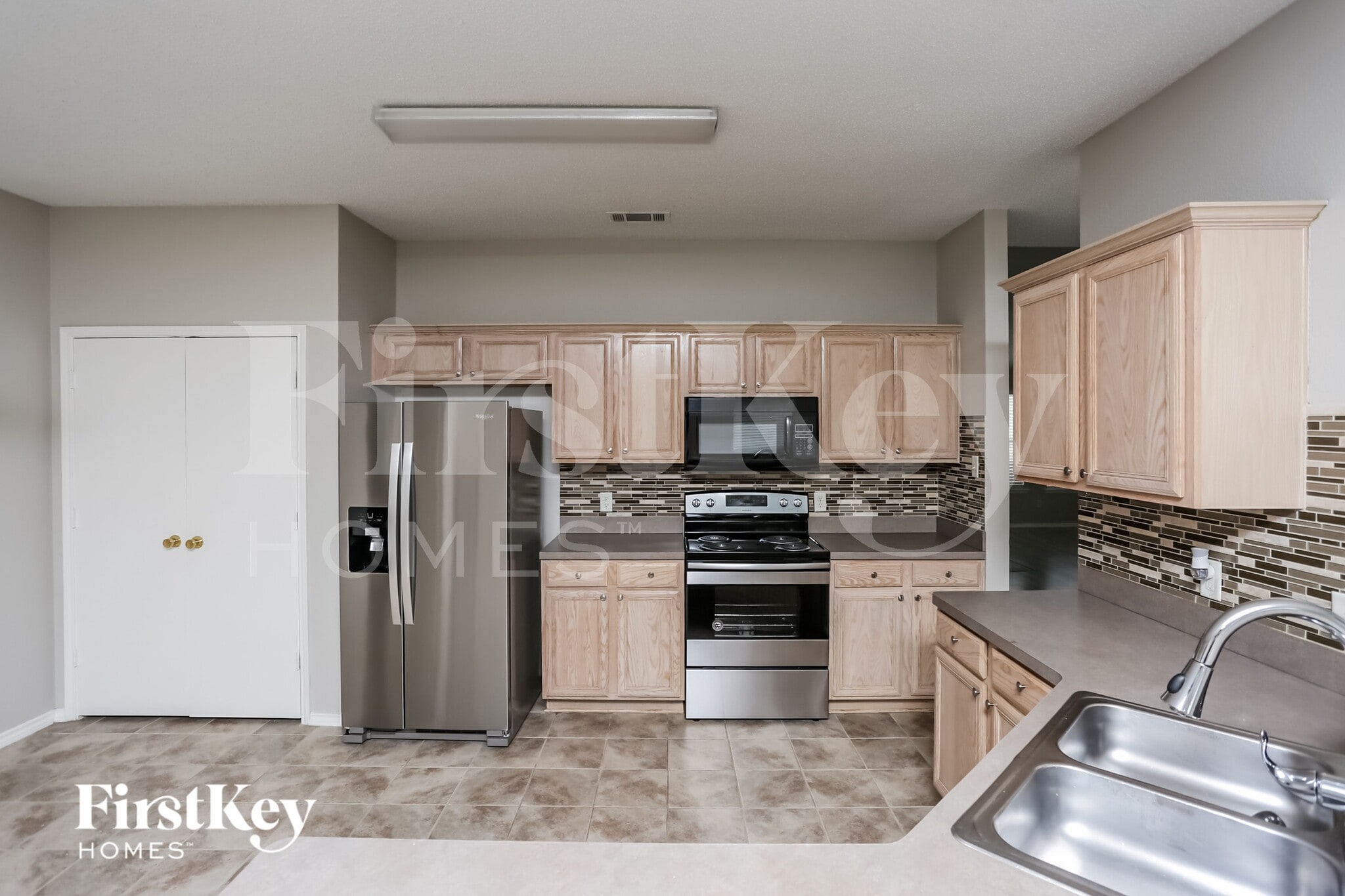 Building Photo - 433 Asbury Dr