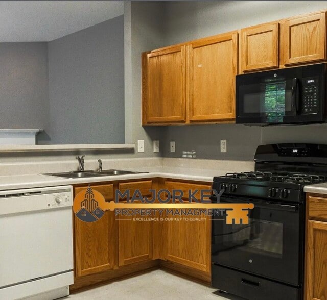 Building Photo - 334 Paden Cove Trl