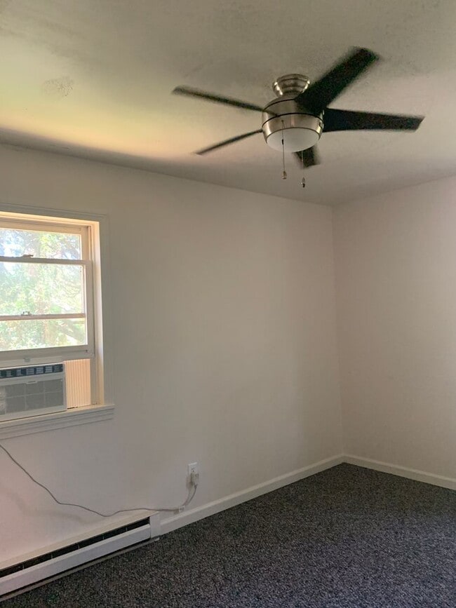 Building Photo - 2 Bedroom 1 Bath Home in Kill Devil Hills
