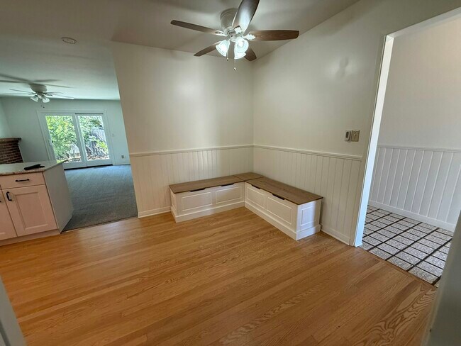 Building Photo - 2313 Clemson Dr