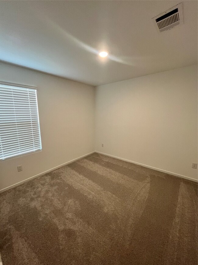 Building Photo - 25649 Rose Creek Dr
