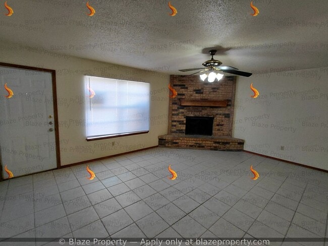 Building Photo - 3 Bed 2 Bath Home with a Garage For Rent