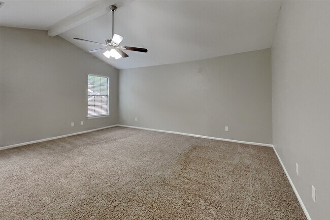 Building Photo - 3323 Colonel Ct Dr
