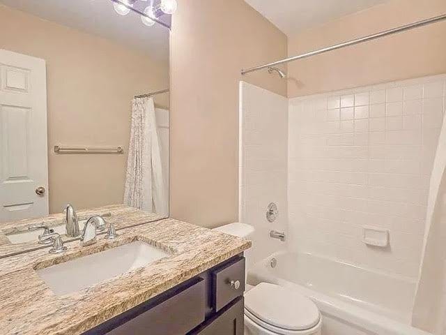 Building Photo - 5028 Bright Hampton Dr SE
