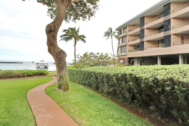 Building Photo - Maalaea Yacht Marina - 3rd Floor right on ...