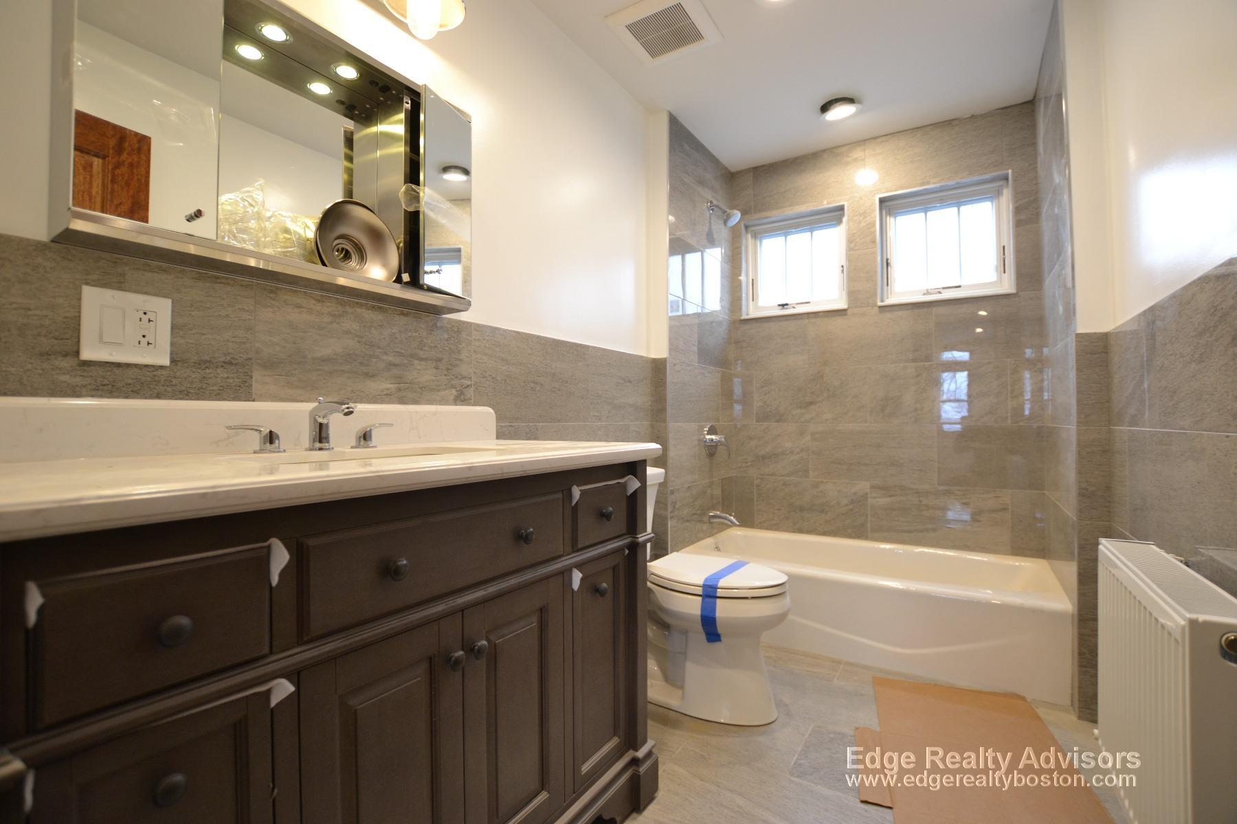 Building Photo - 46 Gerrish St