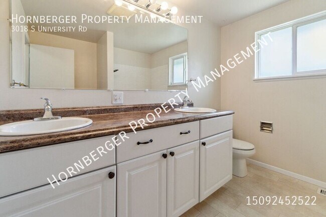 Building Photo - 3018 S University Rd