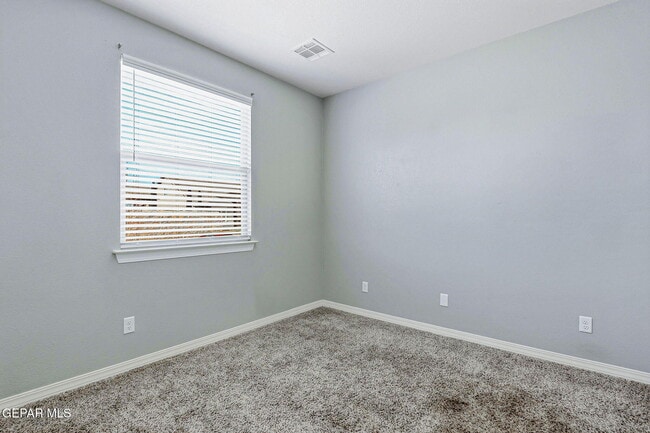 Building Photo - 4704 Marisabel Azcarate St