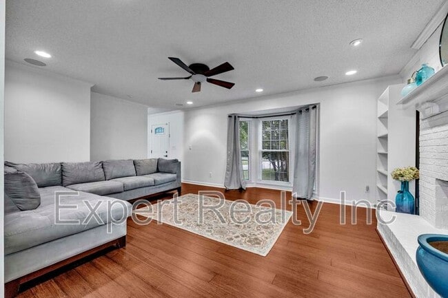 Building Photo - 5501 Heath Row Dr