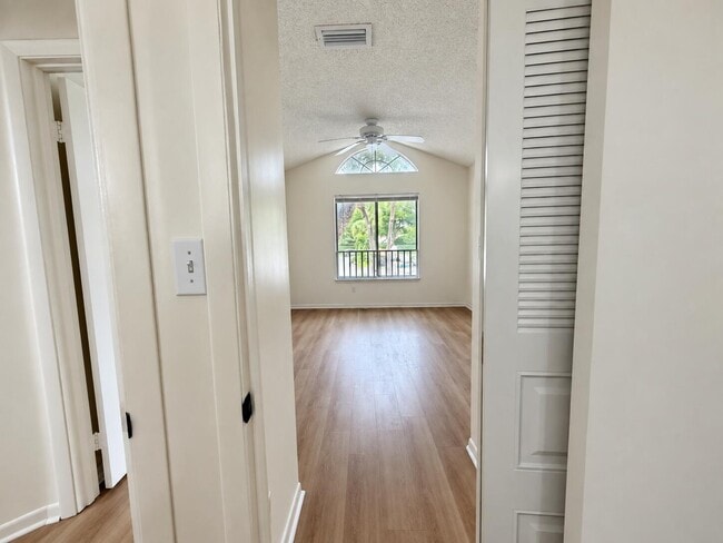 Building Photo - 1172 Coral Club Dr