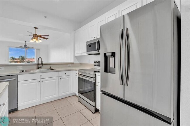 Building Photo - 7765 Yardley Dr
