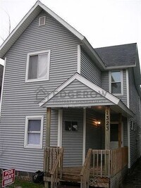 Building Photo - 1323 Broadway Ave NW