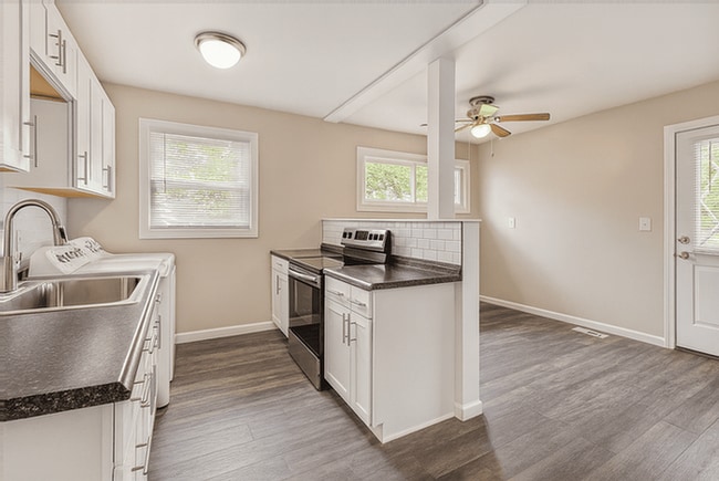 Building Photo - 4186 Mapleleaf Dr