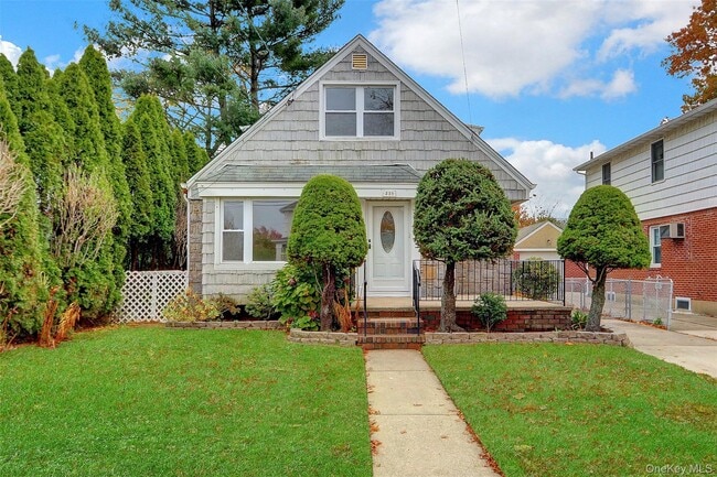 Primary Photo - 330 Harvard Rd