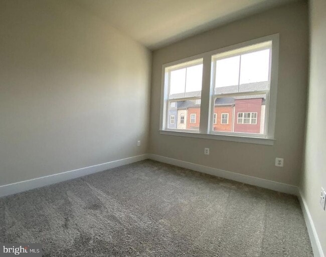 Building Photo - 136 Bleeker Pl