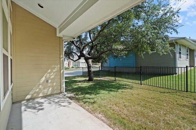Building Photo - 1765 Rowdy Loop