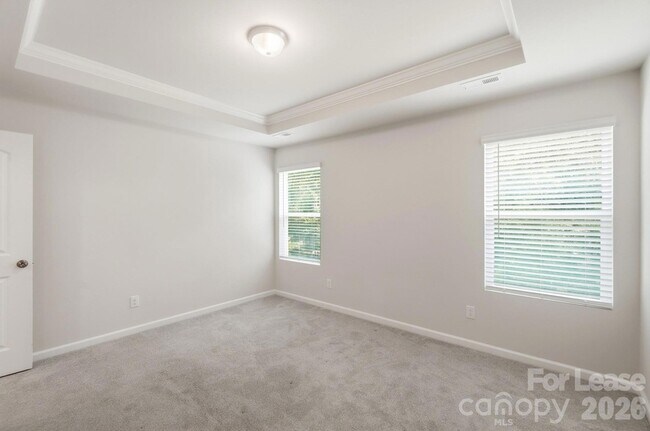 Building Photo - 14862 Tamarack Drive