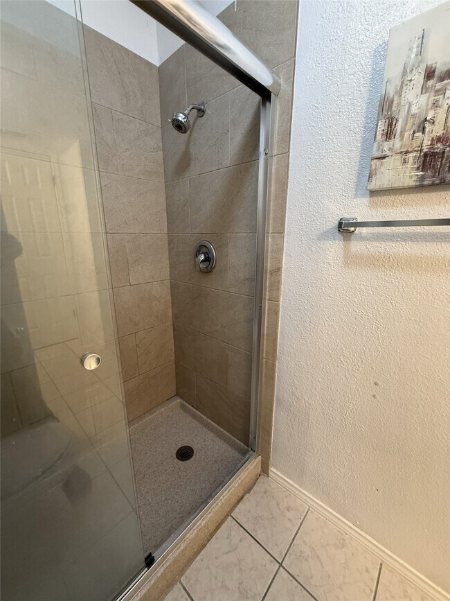 Building Photo - 3323 Big Horn Ct