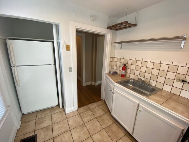 Building Photo - 1441 Worthington St