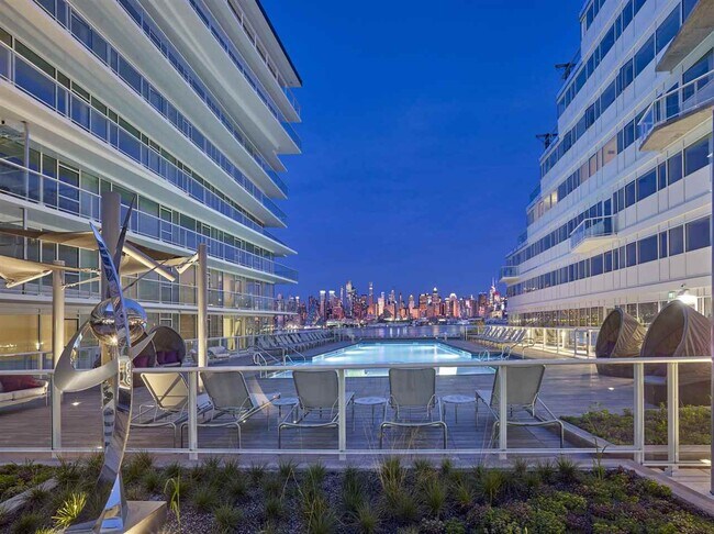 Building Photo - 800 Ave at Port Imperial Blvd