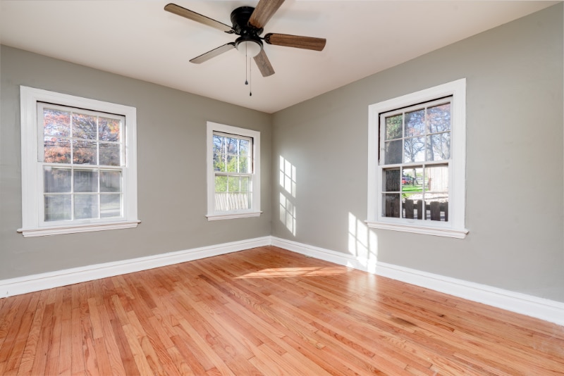Building Photo - 554 S Clay Ave