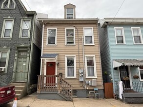 Building Photo - 3918 Howley St