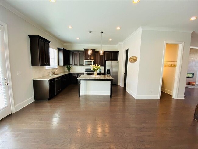 Building Photo - 2480 Scarlet Maple Alley