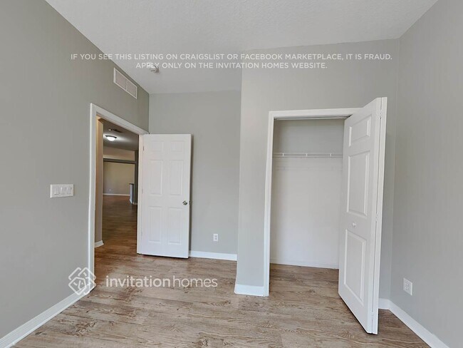 Building Photo - 3892 Manitoba Way