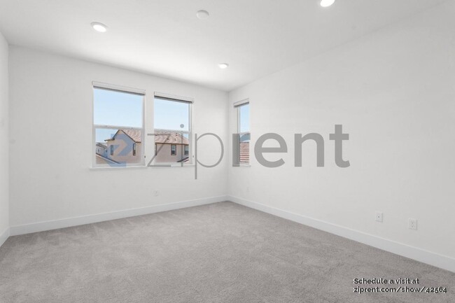 Building Photo - 8354 Akino Ct