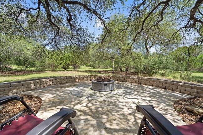 Building Photo - 17109 Northlake Hills Dr