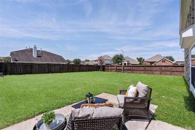 Building Photo - 7531 Leecast Ct