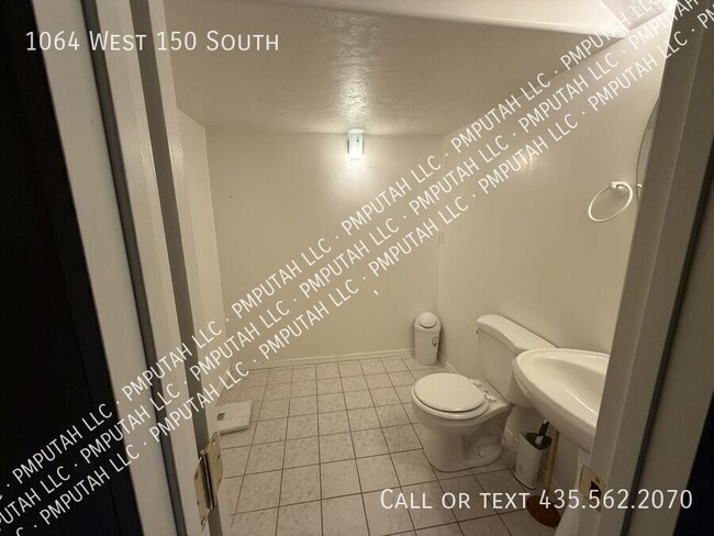 Building Photo - 1064 W 150 S