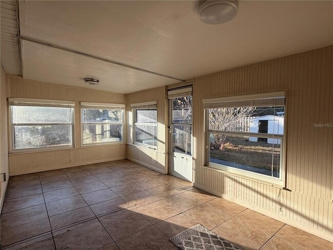 Building Photo - 375 Kaila Ct