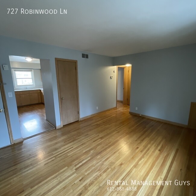 Primary Photo - 1 Bedroom Triplex in Hopkins!