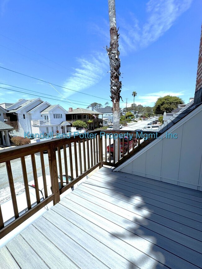 Building Photo - Amazing Beach House Near Twin Lakes Beach!!