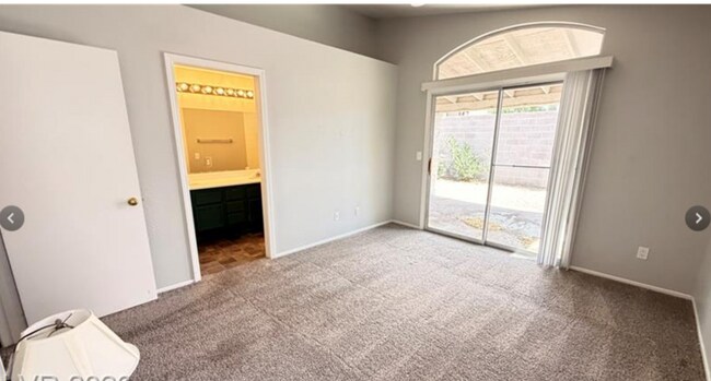 Building Photo - 7220 Paradise Bay Dr
