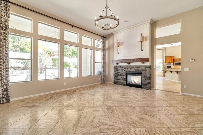 Building Photo - Stunning 4-bedroom, 3-bathroom home located in the desirable Scottsdale, AZ with a Casita! *RENT ...