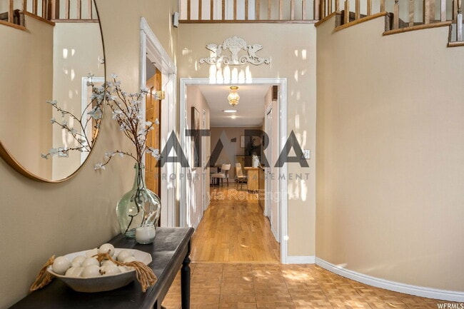 Building Photo - 1577 E Tomahawk Dr