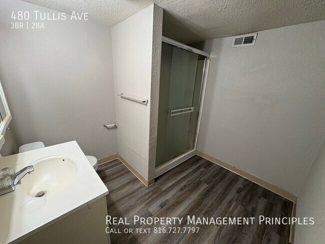 Building Photo - 480 Tullis Ave
