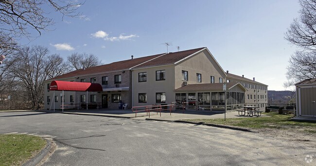 Primary Photo - Emanuel Village