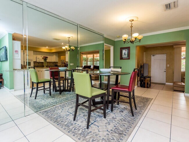 Building Photo - 5524 Garfield St