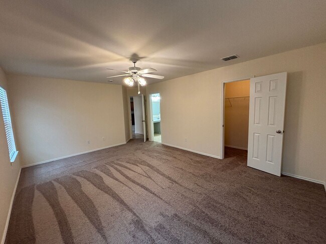 Building Photo - Spacious and Beautifully Maintained Arlington Home in Harris Ridge