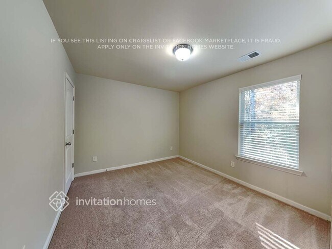 Building Photo - 436 Grenier Terrace NE